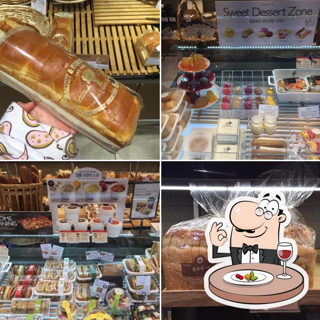 Paris Baguette cafe, Seoul, 555 Dohwadong Restaurant reviews