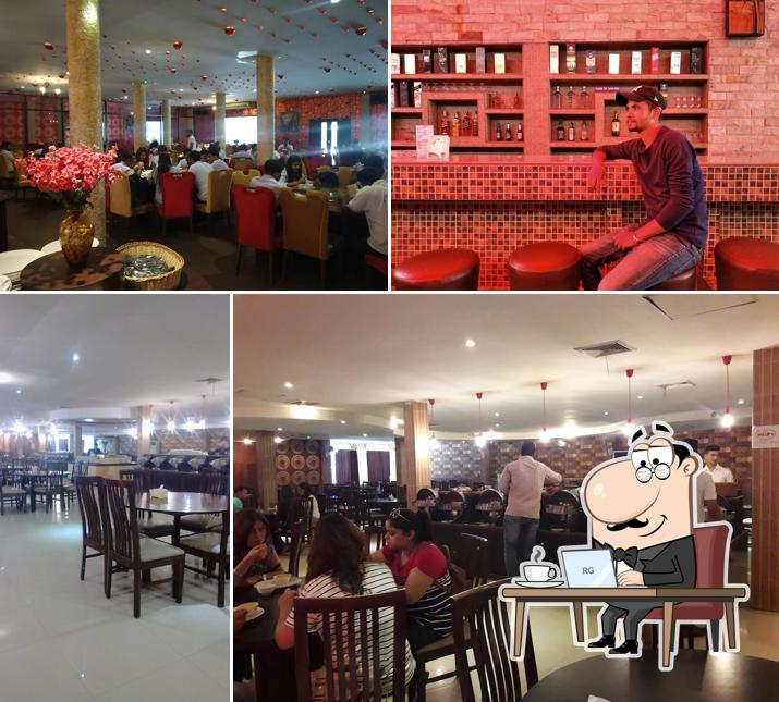 Asoka restaurant, Bangkok, 84 Thiam Ruam Mit Rd Restaurant reviews
