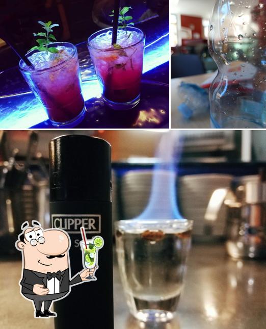 Bar Crespi Uno Cafè propone un'ampia varietà di cose da bere