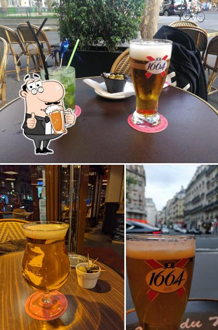 Vous pouvez prendre un verre de bière blonde ou brune