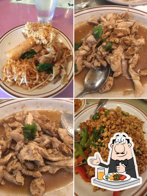 Siam's House Restaurant in Niles Restaurant menu and reviews