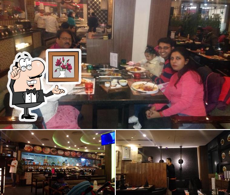 Check out how The Grills King looks inside