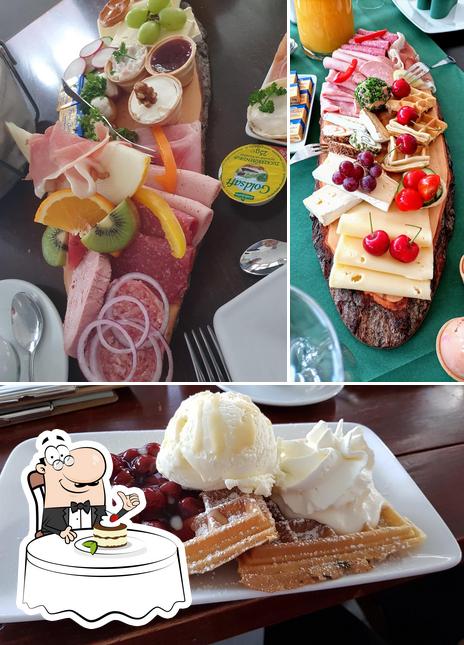 Café & Bistro Pavillion propose une éventail de desserts