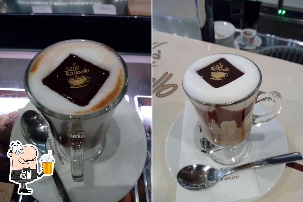 Goditi un drink a Caffé Raffaello