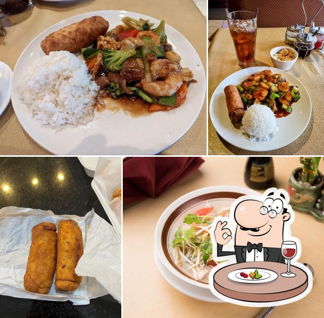 Блюда в "Chang's Chinese Restaurant"