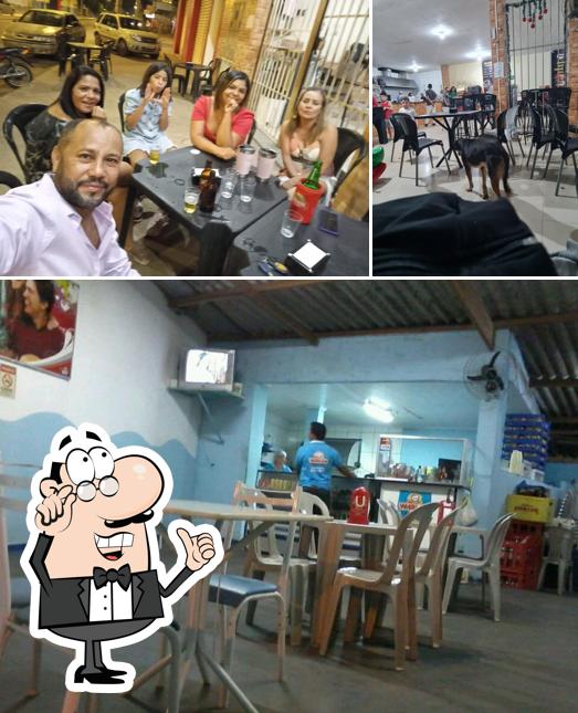 O interior do Warlen Lanches