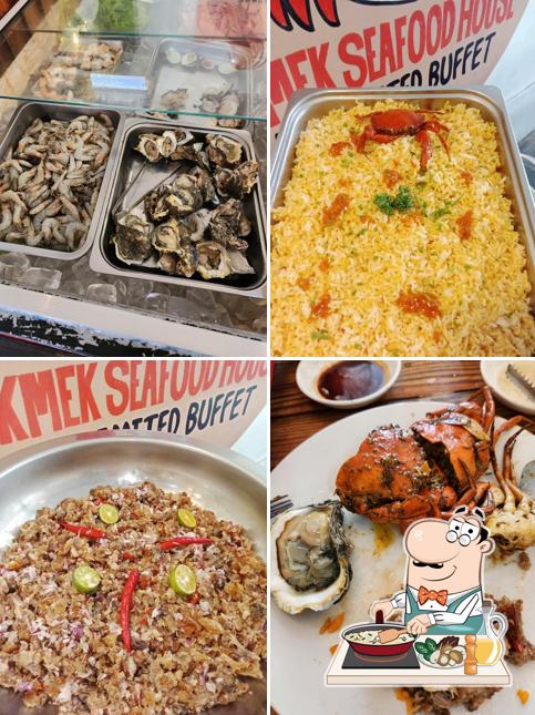 Жареный рис в "KMEK Seafood House Unlimited Buffet"