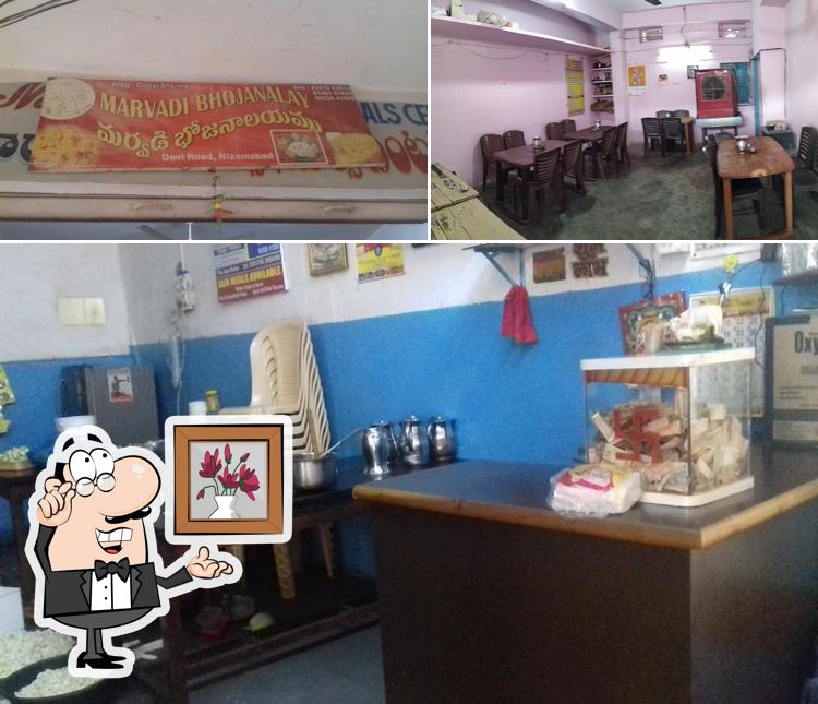The restaurant's interior and food