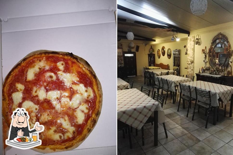 Cibo al Pizzeria "Due Palme"