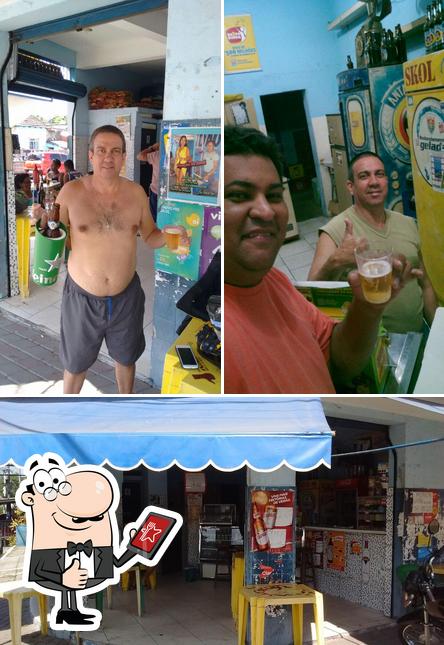 Look at the picture of Bar do Carlos