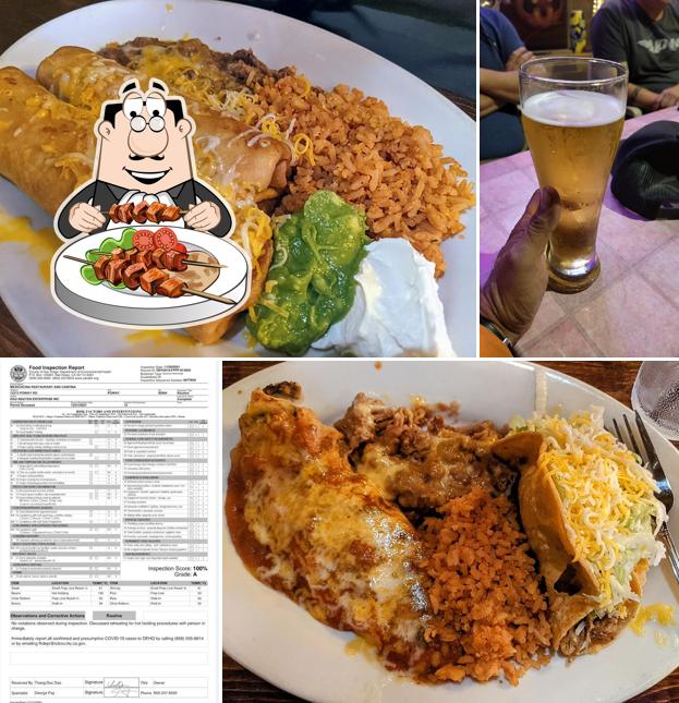 Блюда в "Mexi-Cocina Restaurant and Cantina"
