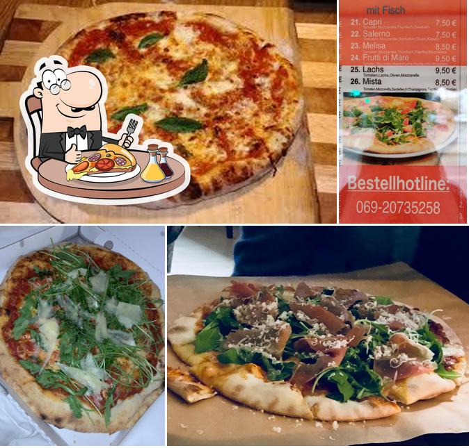 Try out pizza at Pizzeria Schlaflos