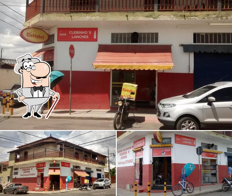 Veja imagens do exterior do Clebinho's Pastelaria