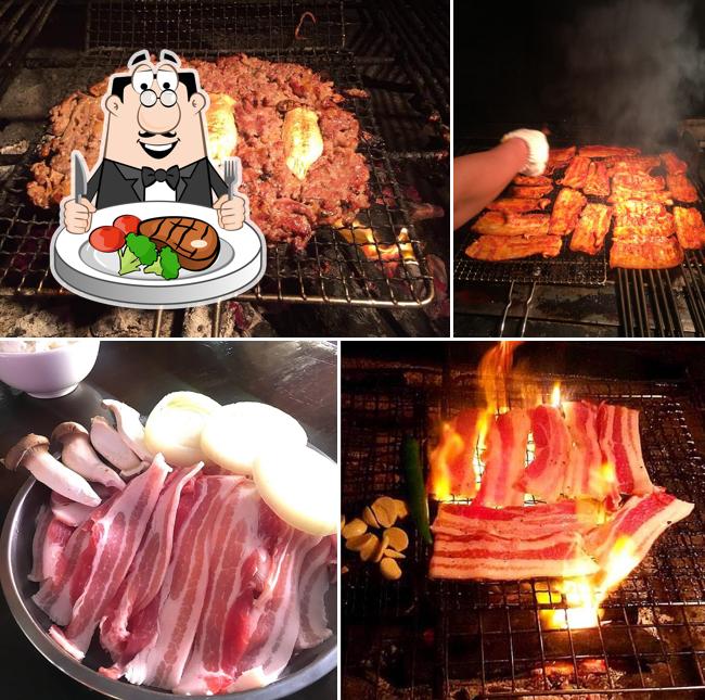 Yean Korean BBQ provides meat dishes