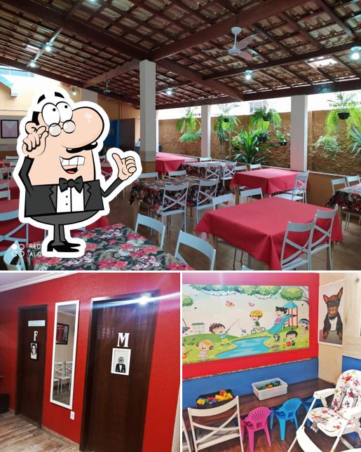 Veja imagens do interior do Brasas Grill Restaurante