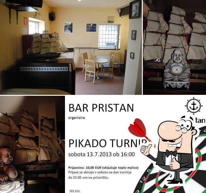 See this picture of Bar Pristan