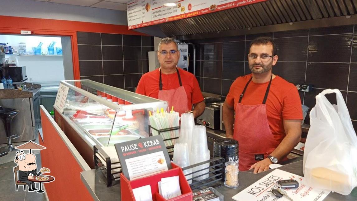 L'extérieur de Pause kebab