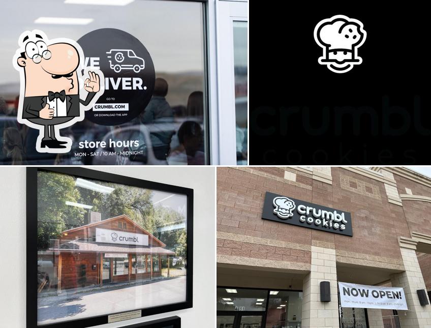 Crumbl Cookies Bryant Irvin in Fort Worth Restaurant menu and reviews