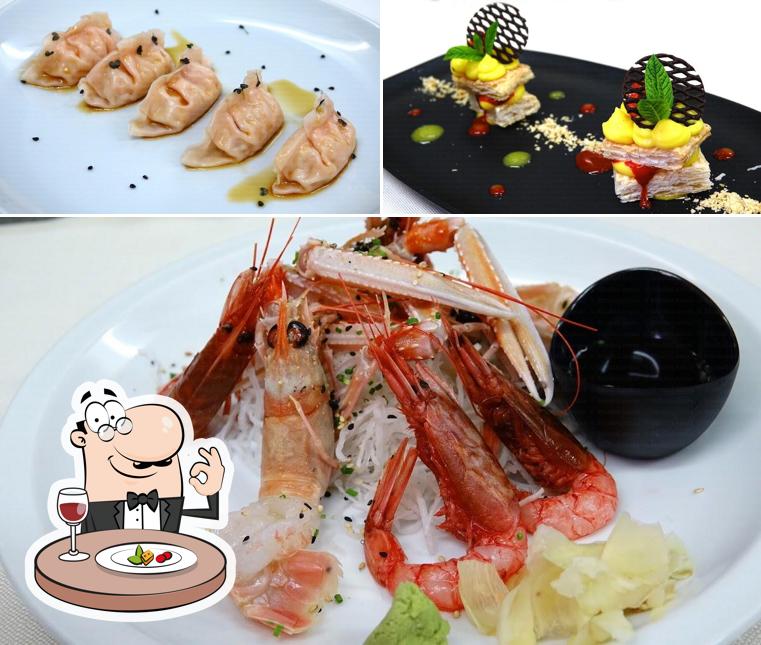 Cibo al Ristorante Industrial Sushi and drinks