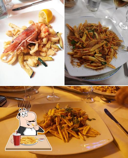 Ordina le patatine fritte a Il Vicolo