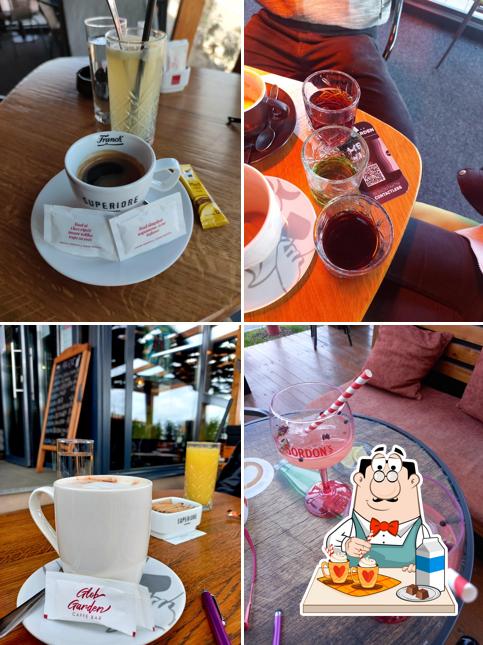Glob Garden CAFFE BAR