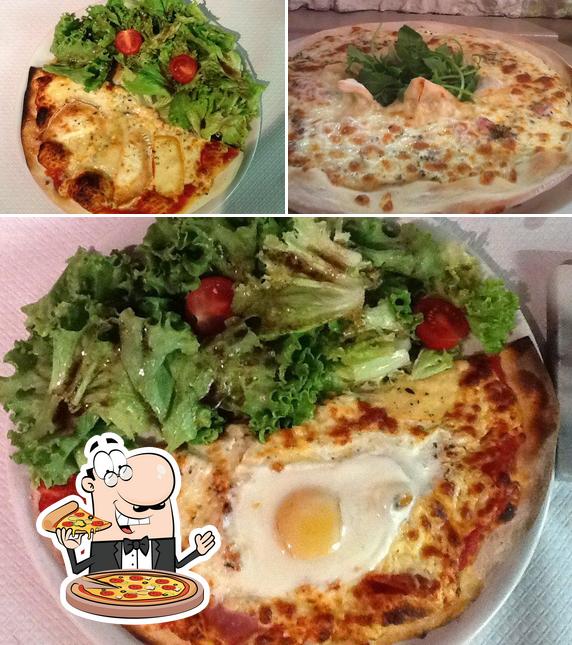 Essayez des pizzas à Le Napoli