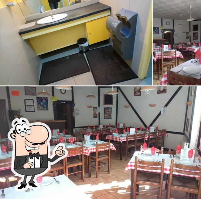 L’image de la intérieur et nourriture de pizzéria pinocchio’s