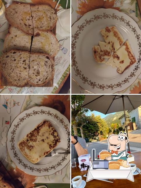 Pane all'aglio al Dea Maja Cafè
