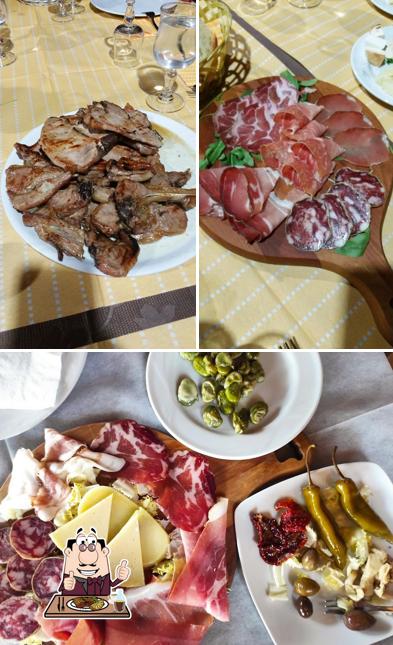 Prenditi i un pasto a base di carne a La Petrusa Trattoria