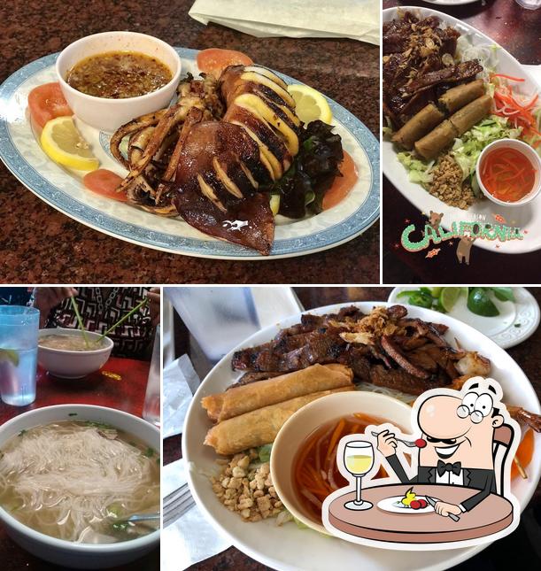 Phở Saigon Bay, 1537 Howe Ave In Sacramento - Restaurant Menu And Reviews