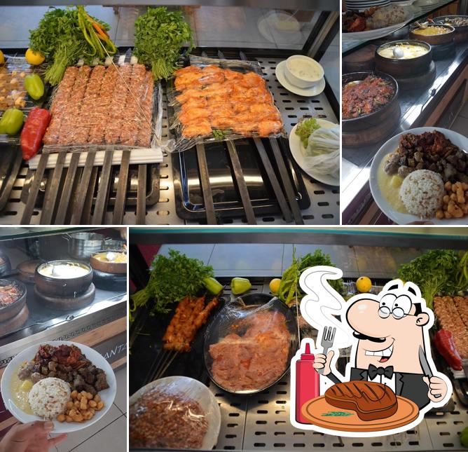 Попробуйте блюда из мяса в "Tarihi İznik lokantası"