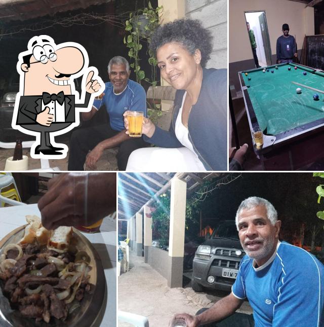 See this pic of Bar do Dinho