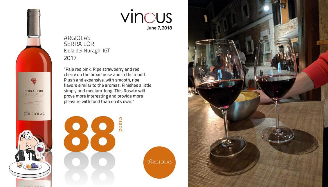 Degusta un bicchiere di vino a Wine Bar 5000