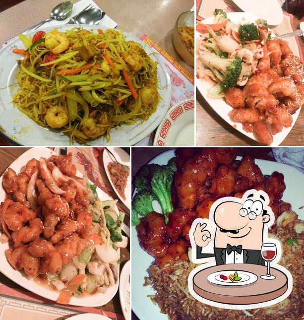Wing's Gardens in Oak Park Restaurant menu and reviews