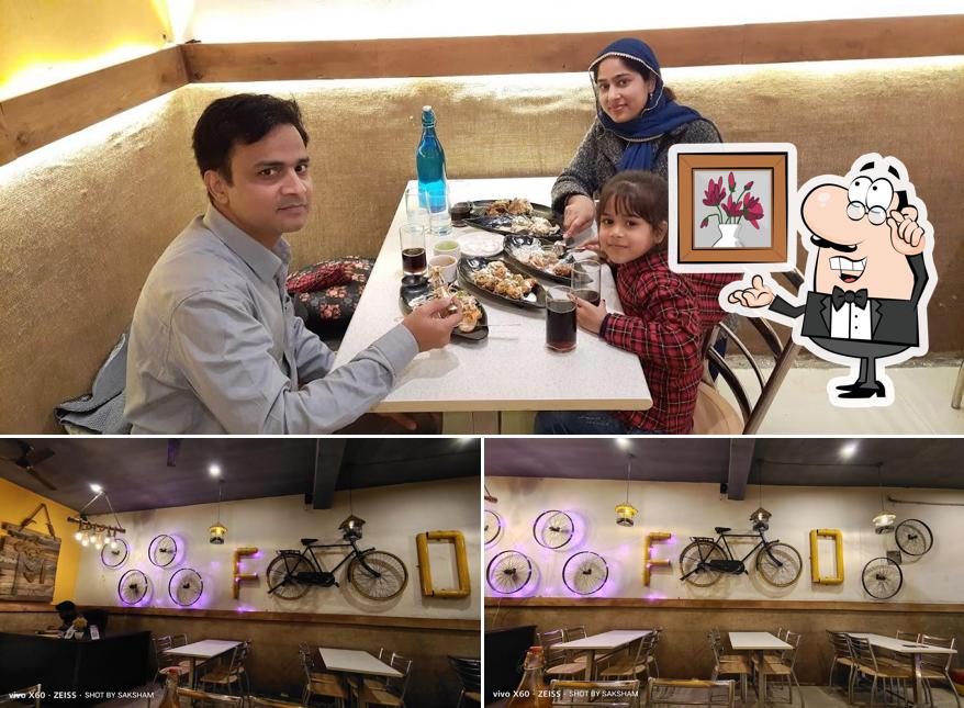 Check out how Al-Safi Family Restaurant looks inside
