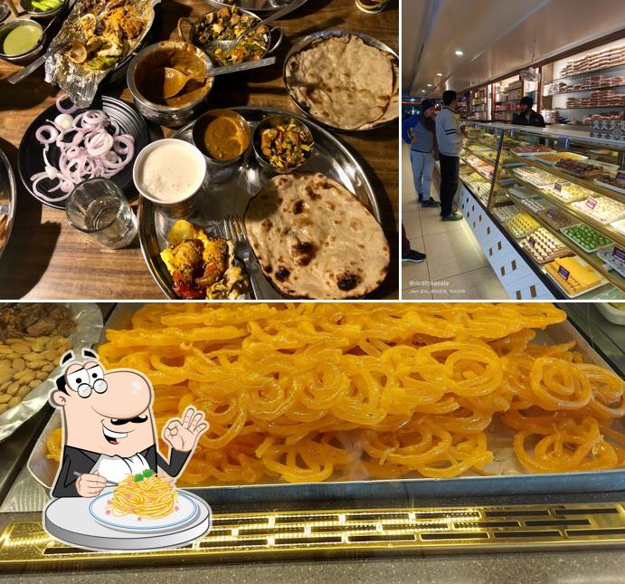Spaghetti carbonara at Doaba Sweets, Nagar