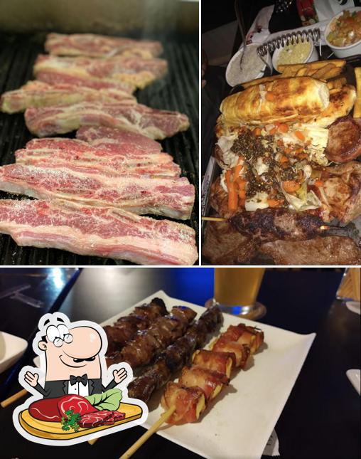 Experimente pratos de carne no Espetaria Happy Hour