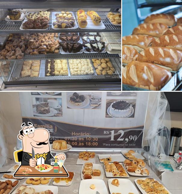 Comida em Padaria E Confeitaria Família Rezende