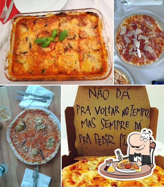 Order pizza at Ristorante Pizzeria Mamma Lucia