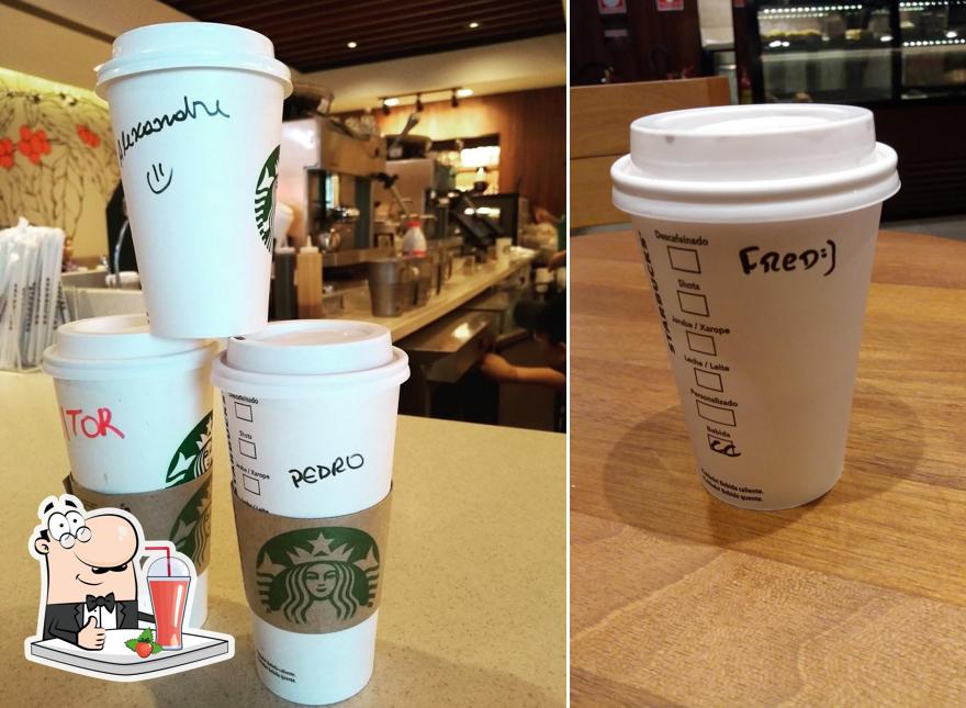Peça diferentes bebidas servidos no Starbucks