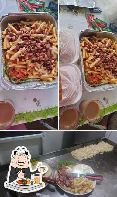 Comida em Super Cachorrão