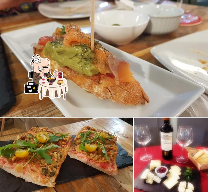 The picture of food and wine at Restaurante La Bonita