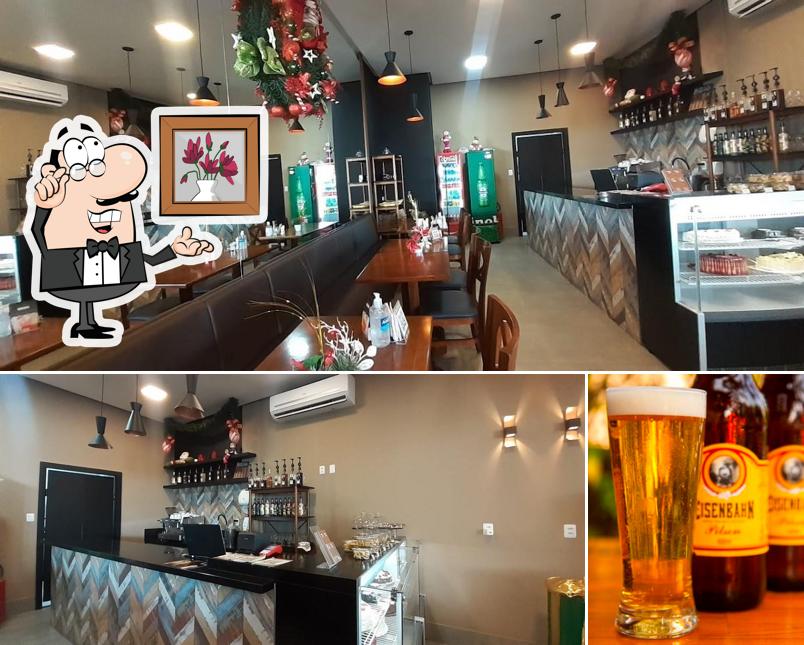 Esta é a ilustração ilustrando interior e cerveja a Café Com Arte Gourmet - Cafeteria, Doceria e Tortas na Artemia