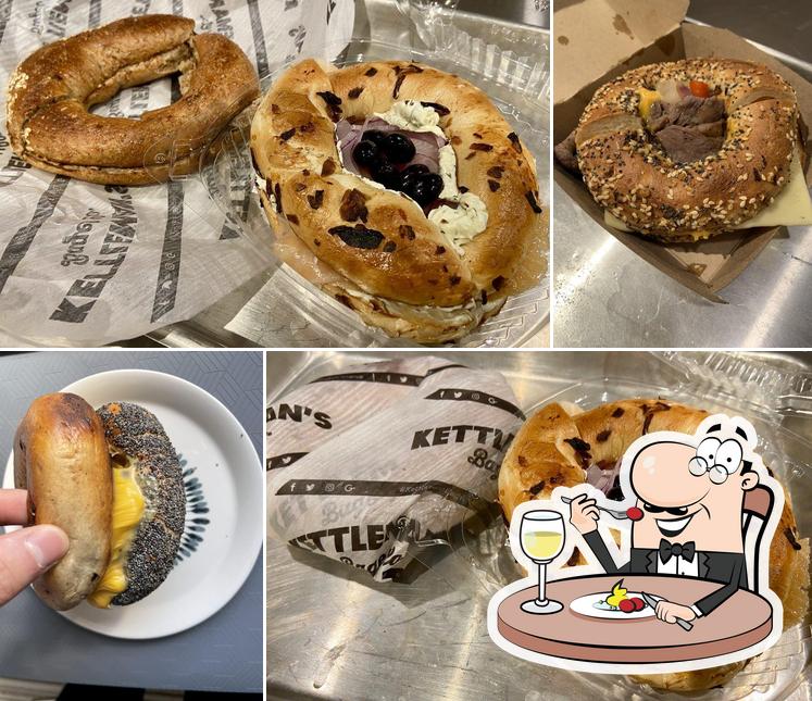 Kettlemans Bagel, Toronto, 33 Bathurst St Unit C Carta del