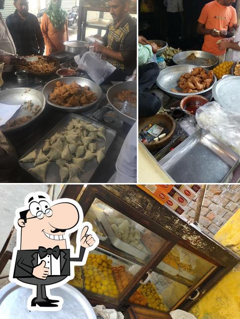 Bhagwan Das Samose wala