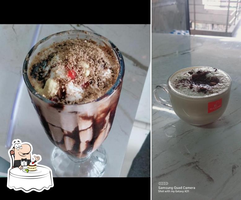 ROADSIDE FAMILY CAFE provides a variety of sweet dishes