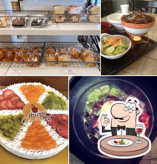 Tea Zone Bakery & Cafe in Columbus Restaurant menu and reviews