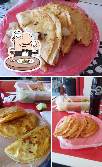 Meals at Tacos de Barbacoa San Agustin