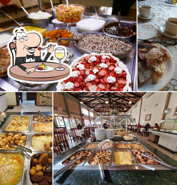 Comida em Restaurante Gute Küche Café Colonial Restaurante Típico Alemão Buffet Livre Local para eventos