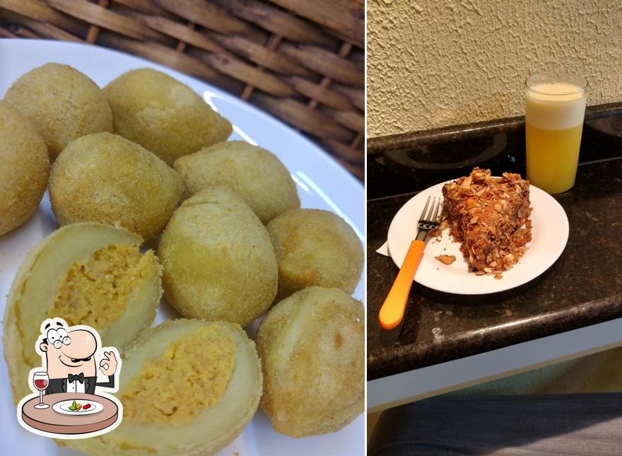 Comida em Padaria e Confeitaria Napolitana